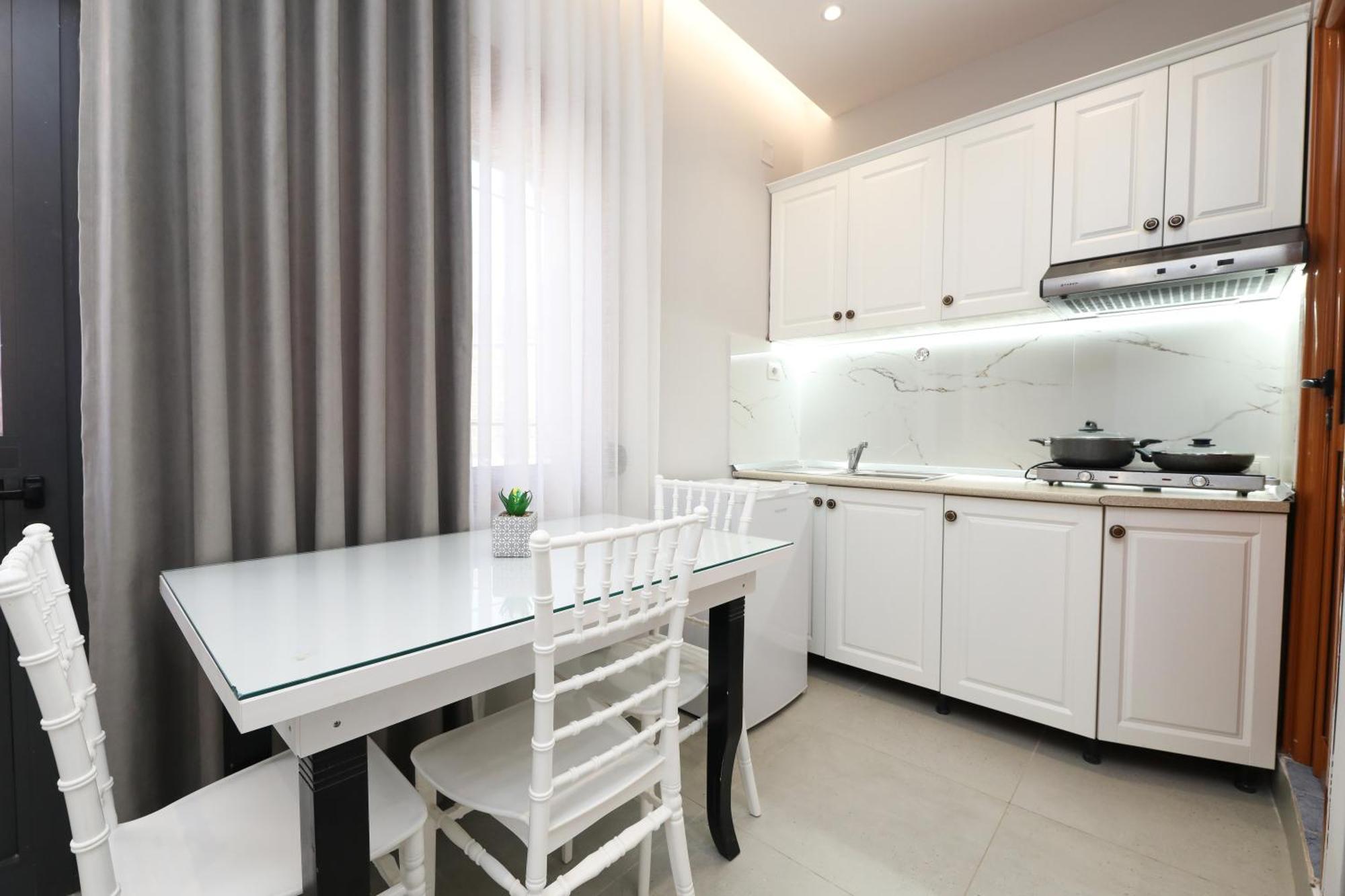 Vila Feliz - Premium Rooms With Free Private Parking Vlorë エクステリア 写真